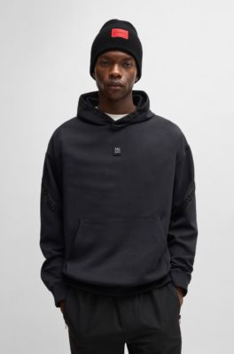 HUGO - Sweat à capuche Regular en molleton avec étiquette logotée - Noir