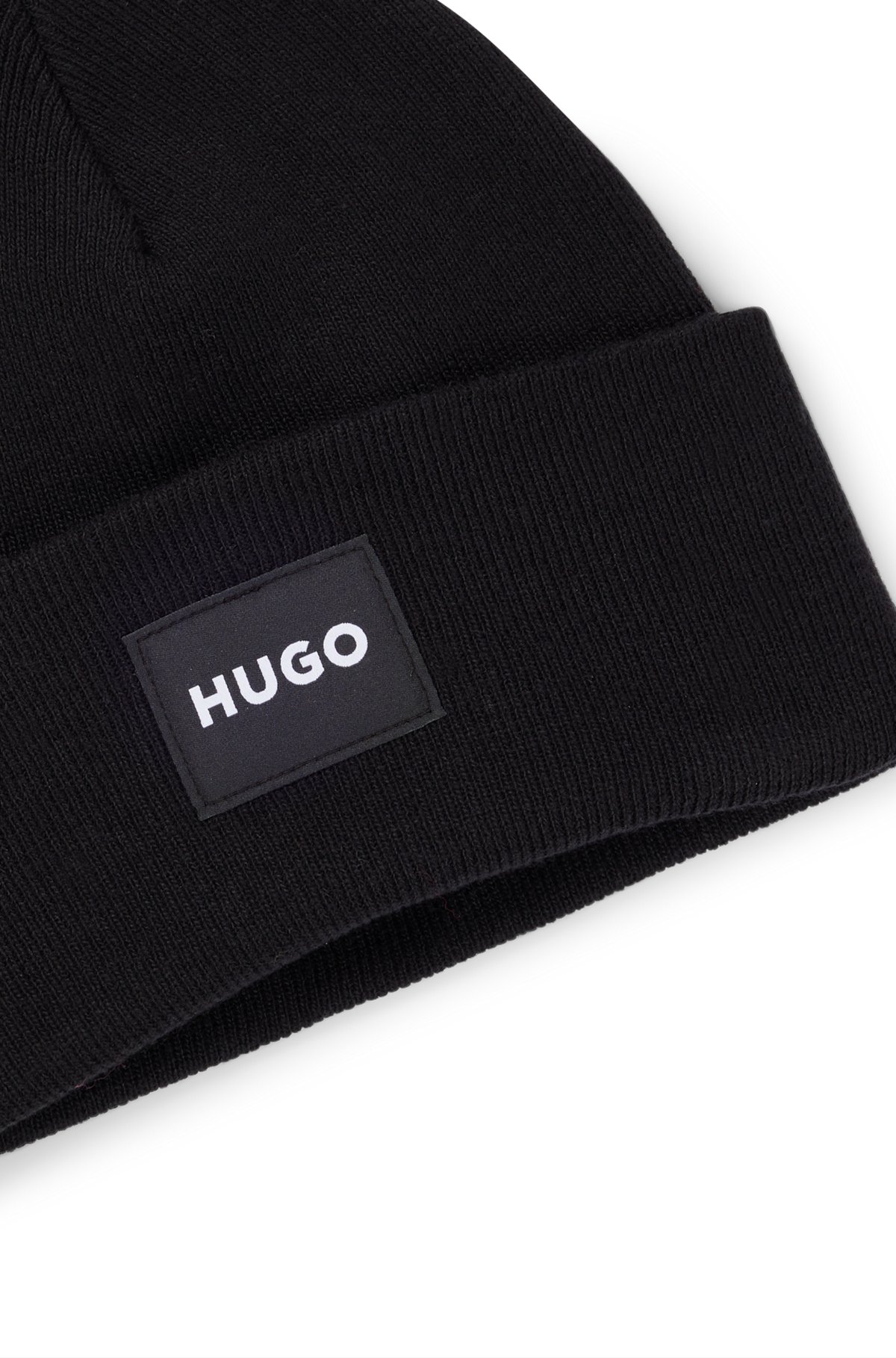 Knitted beanie hat with logo detail, Black