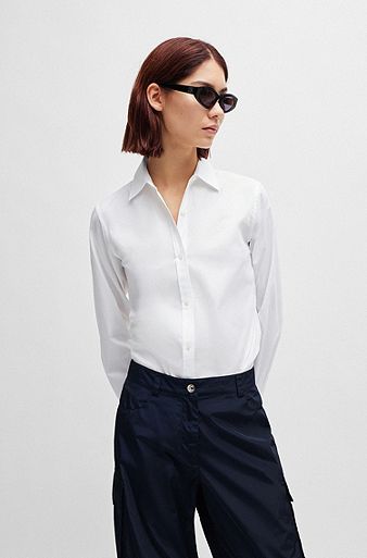 Skjorte med regular fit i bomuldskanvas med stræk, Hvid