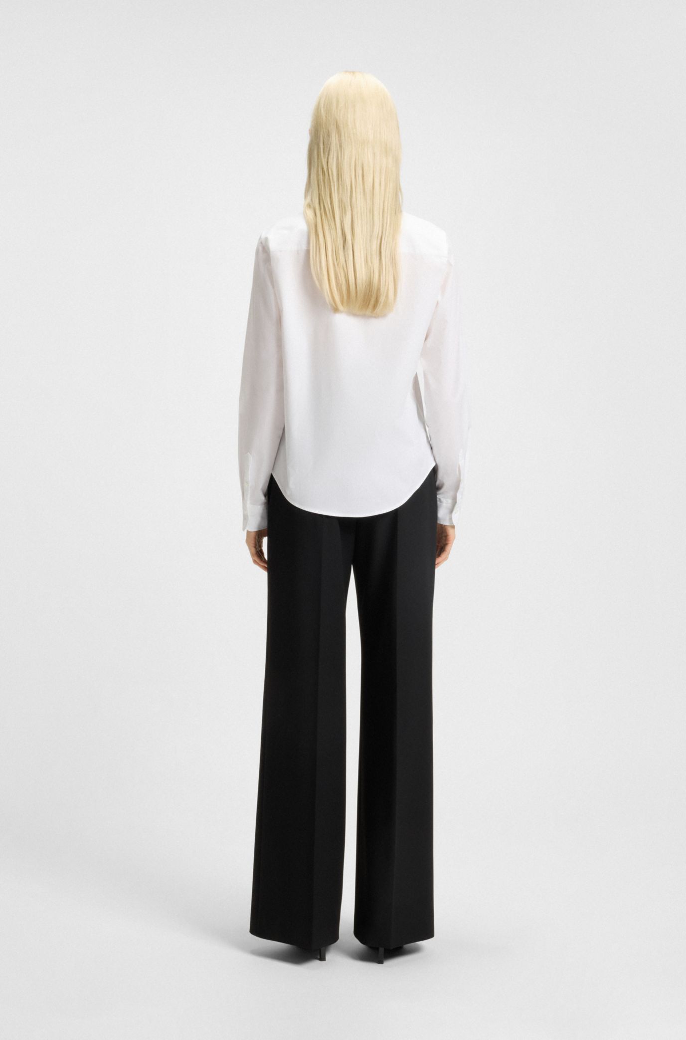 Regular fit skjorte i bomuldskanvas med stræk, Hvid