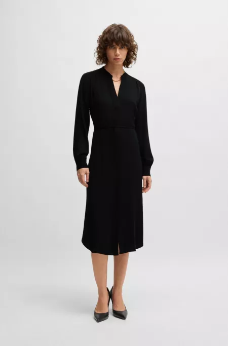 Notch-neckline dress with tie belt
