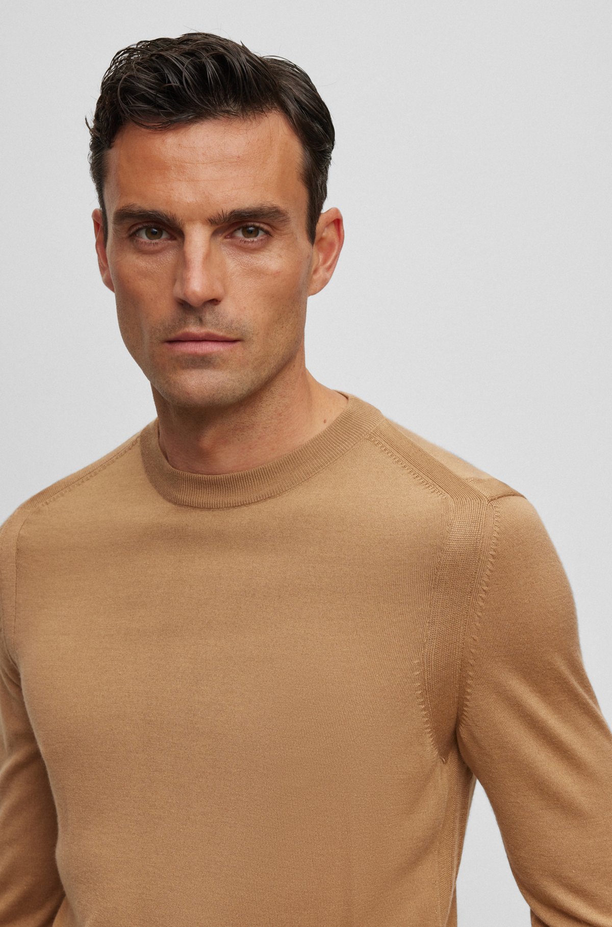 Sweater med regular fit i uld, silke og kashmir, Lysebrun