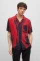 Skjorte med relaxed fit i poplin med dip-dye-tryk, Mørkerød