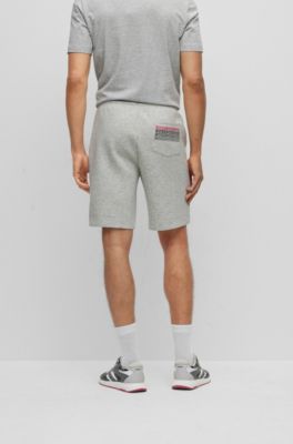 BOSS - レギュラーフィット ショートパンツ マルチカラーロゴ