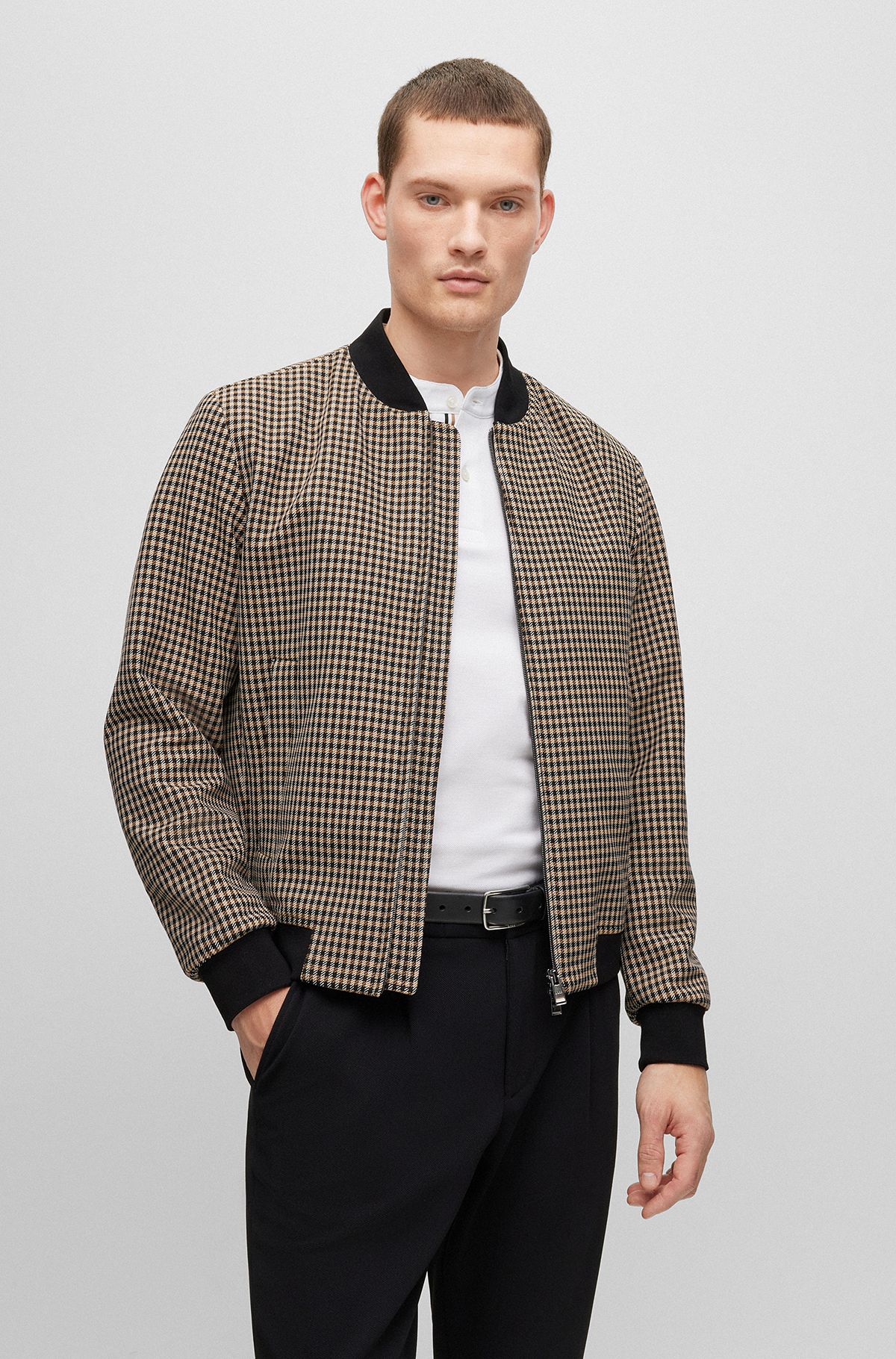 Slim-fit jacket in checked stretch material, Beige