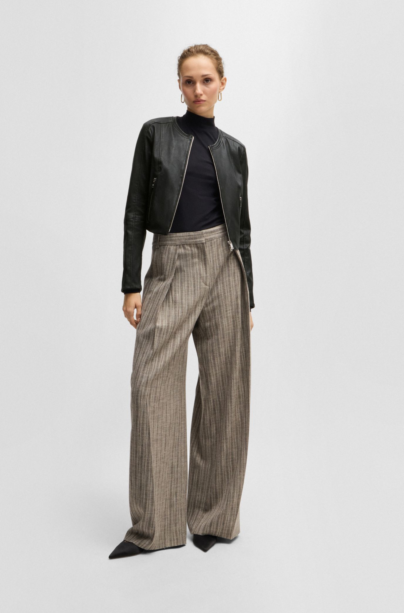 Zara - Zara High-waist Trousers (Camel) XS on Designer Wardrobe