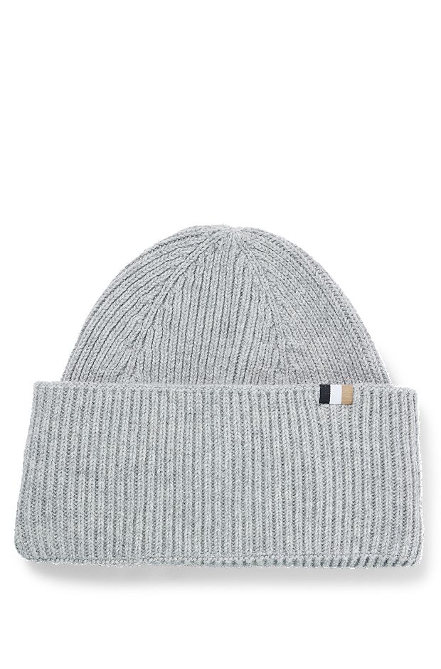 Ribbed beanie hat with signature-stripe flag, Light Grey
