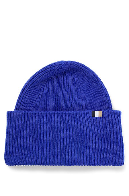 Ribbed beanie hat with signature-stripe flag, Blue