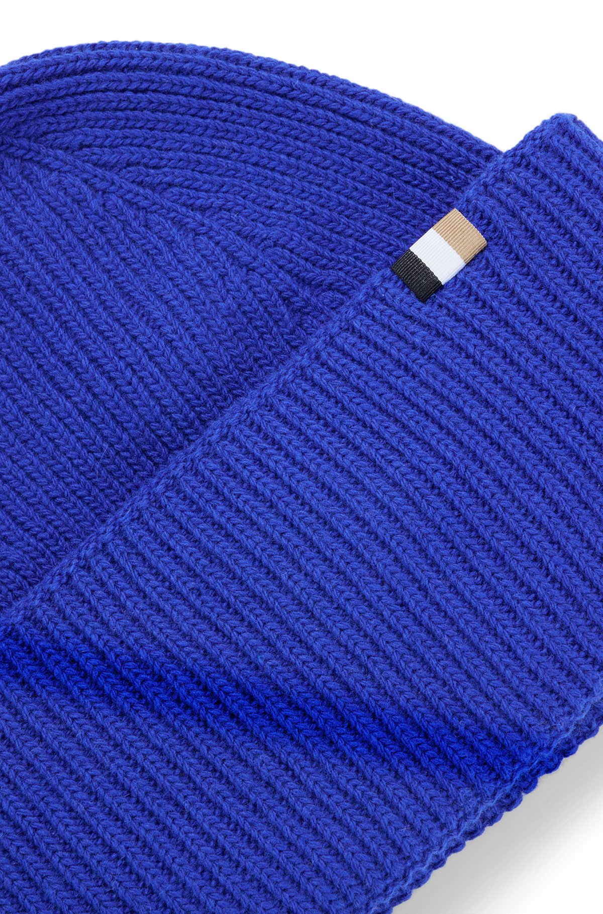 Ribbed beanie hat with signature-stripe flag, Blue