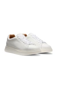 Deportivas de piel con suela de goma, Blanco