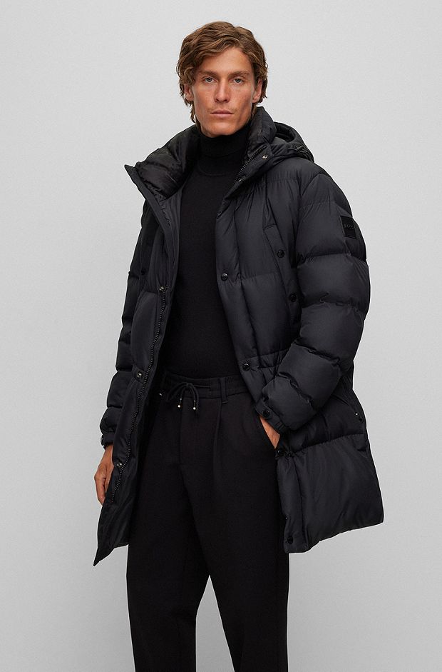 Waterafstotende gewatteerde jas met capuchon, Zwart