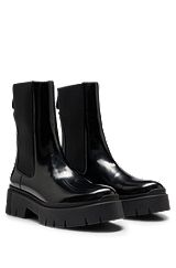 Chelsea boots in leather with chunky rubber outsole, Black