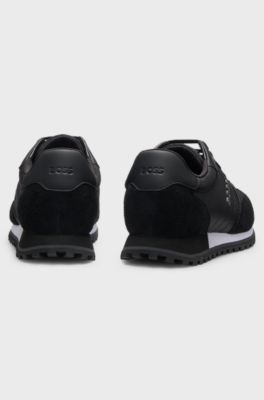 Sneakers con dettagli in similpelle e logo, Nero