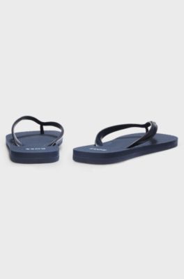 Italian-made flip-flops with contrast logo detail, Dark Blue