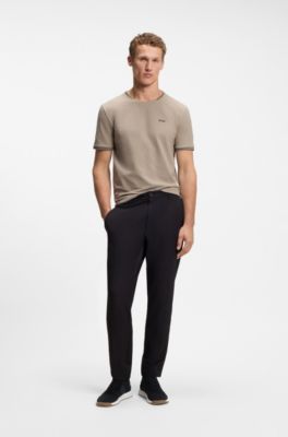 Sneakers in materiali misti con tomaia in maglia e rifiniture in pelle scamosciata, Nero