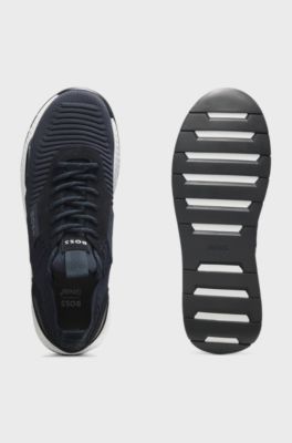 Sneakers aus verschiedenen Materialien mit gestricktem Obermaterial und Veloursleder-Details, Dunkelblau