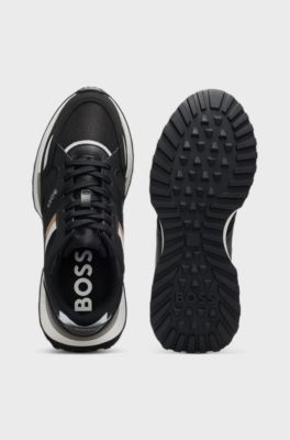 Sneakers im Laufschuh-Stil mit EVA-Gummisohle, Schwarz
