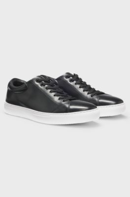 Low-top trainers in nappa leather, Black