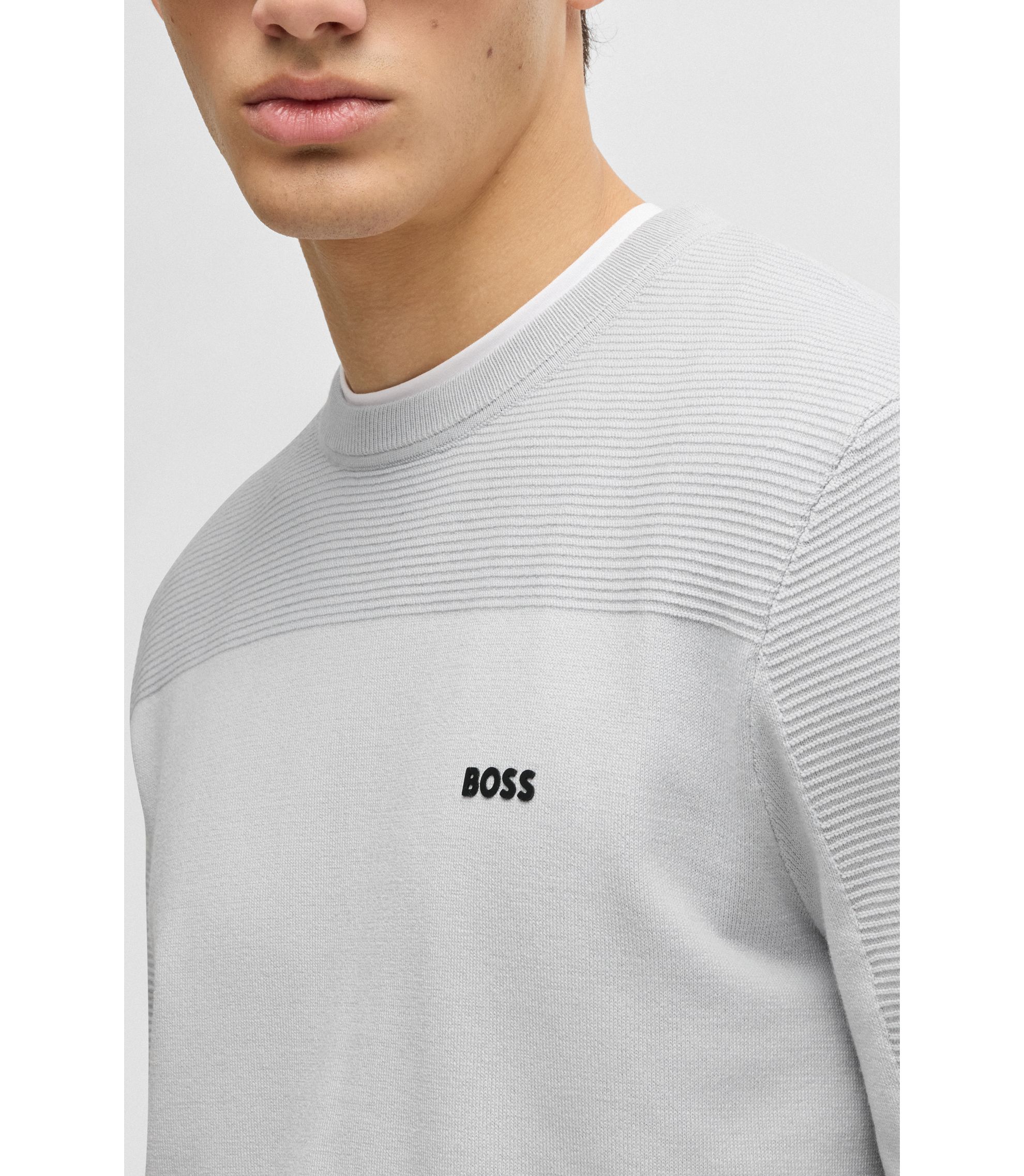 hbeu50498559_054_340?wid=1980&