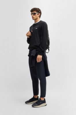 Tr&ouml;ja med rund hals och loggor i dry flex-material, M&ouml;rkbl&aring;