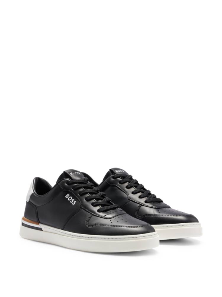 Artikel klicken und genauer betrachten! - BOSS Lowtop Sneakers mit Cupsohlen. Die zeitgemäßen Schuhe aus weichem Leder sind mit Signature-Streifen an der Ferse versehen. | im Online Shop kaufen