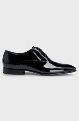Patent leather Oxford shoes with a pointed shape, Black