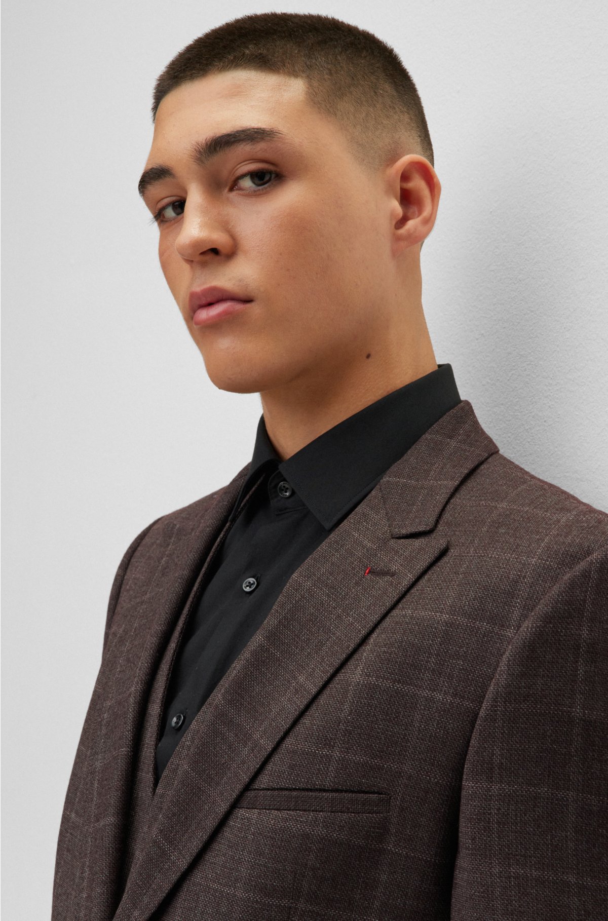 Extra-slim-fit suit in a checked wool blend, Dark Red