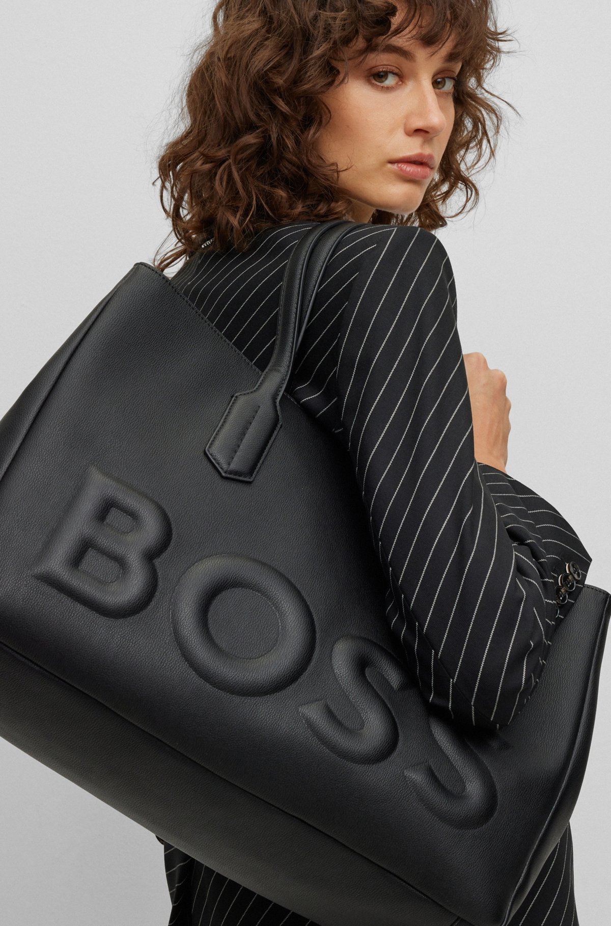 Tote bag in faux leather with debossed logo, Black