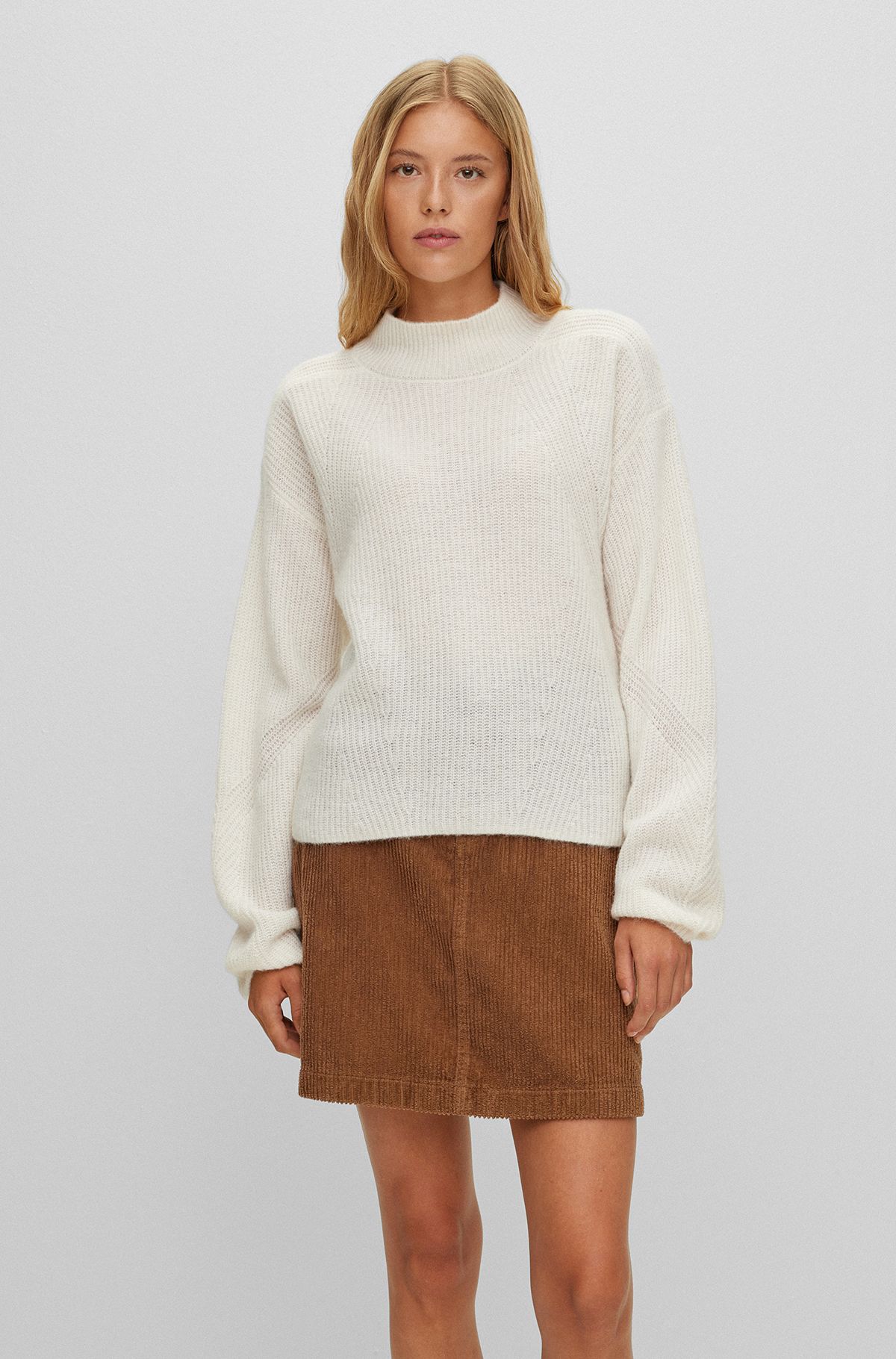 Strikket sweater med rullekrave, Hvid