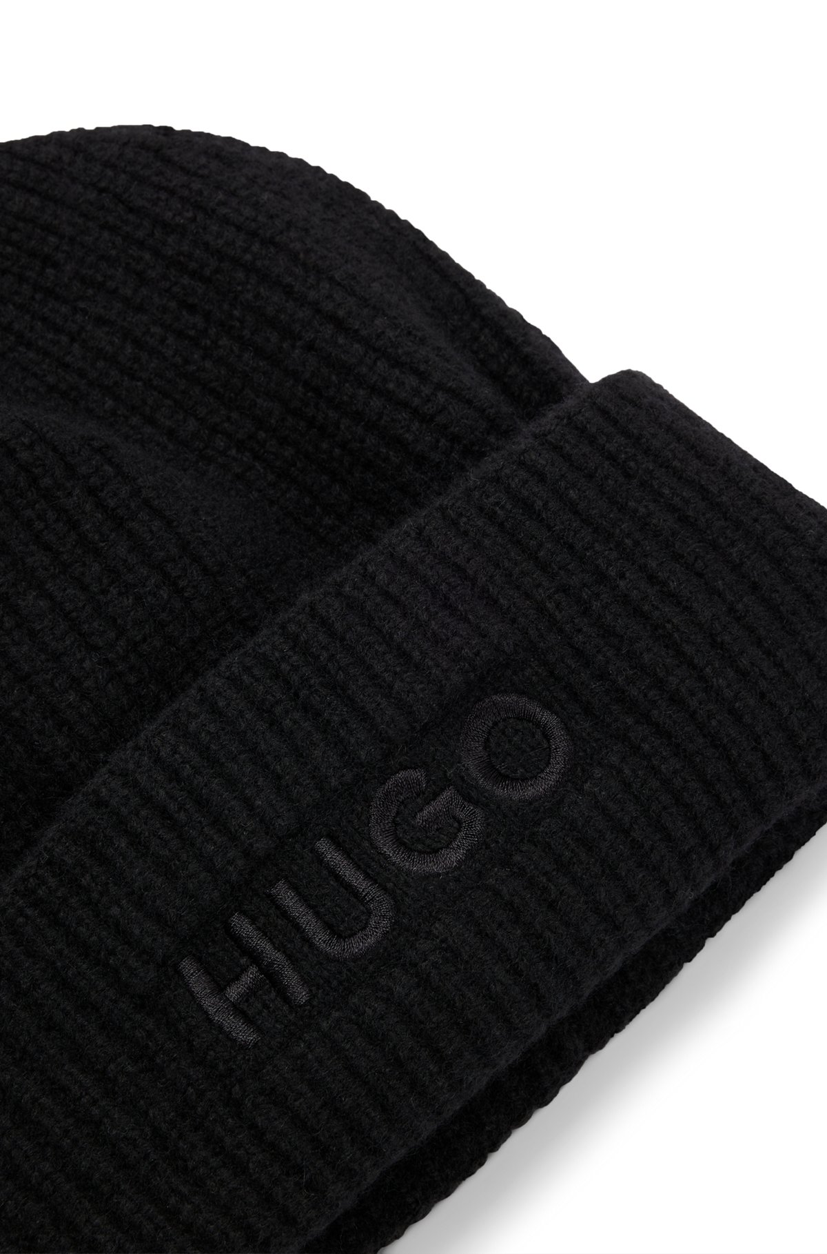 Ribbed beanie hat with embroidered logo, Black