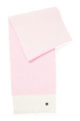 Вязаный шарф в стиле колор-блок с логотипом, светло-розовый