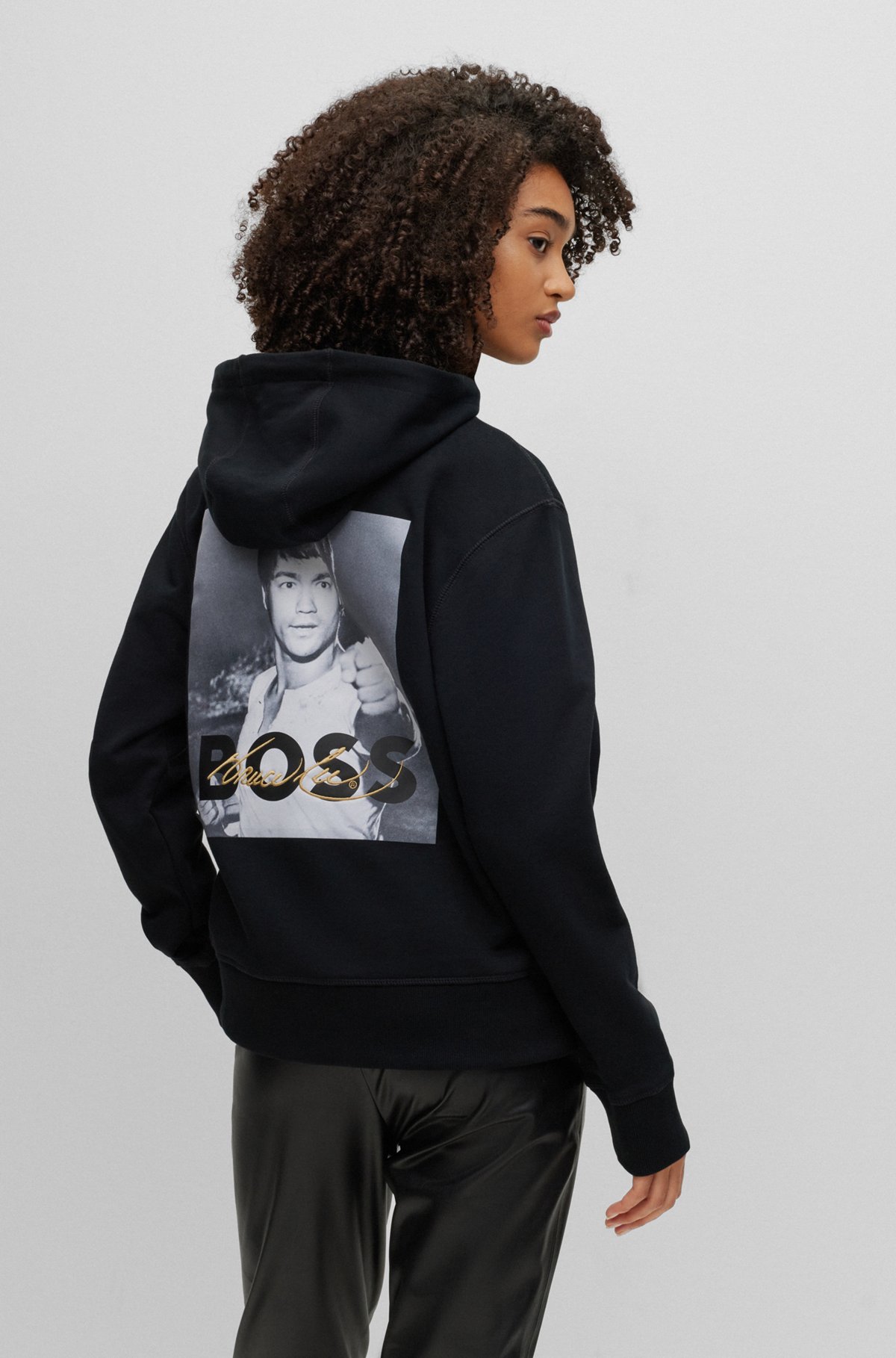 gitaar ondergronds Voetzool BOSS - BOSS x Bruce Lee genderneutrale hoodie met speciaal artwork