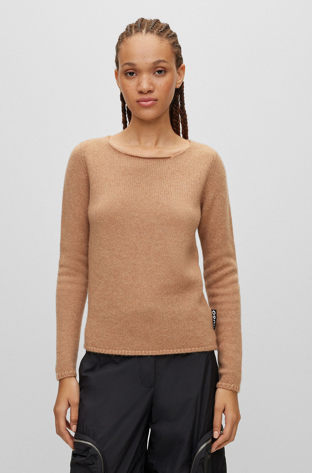 Wool-blend sweater with logo flag and crew neckline, Light Brown