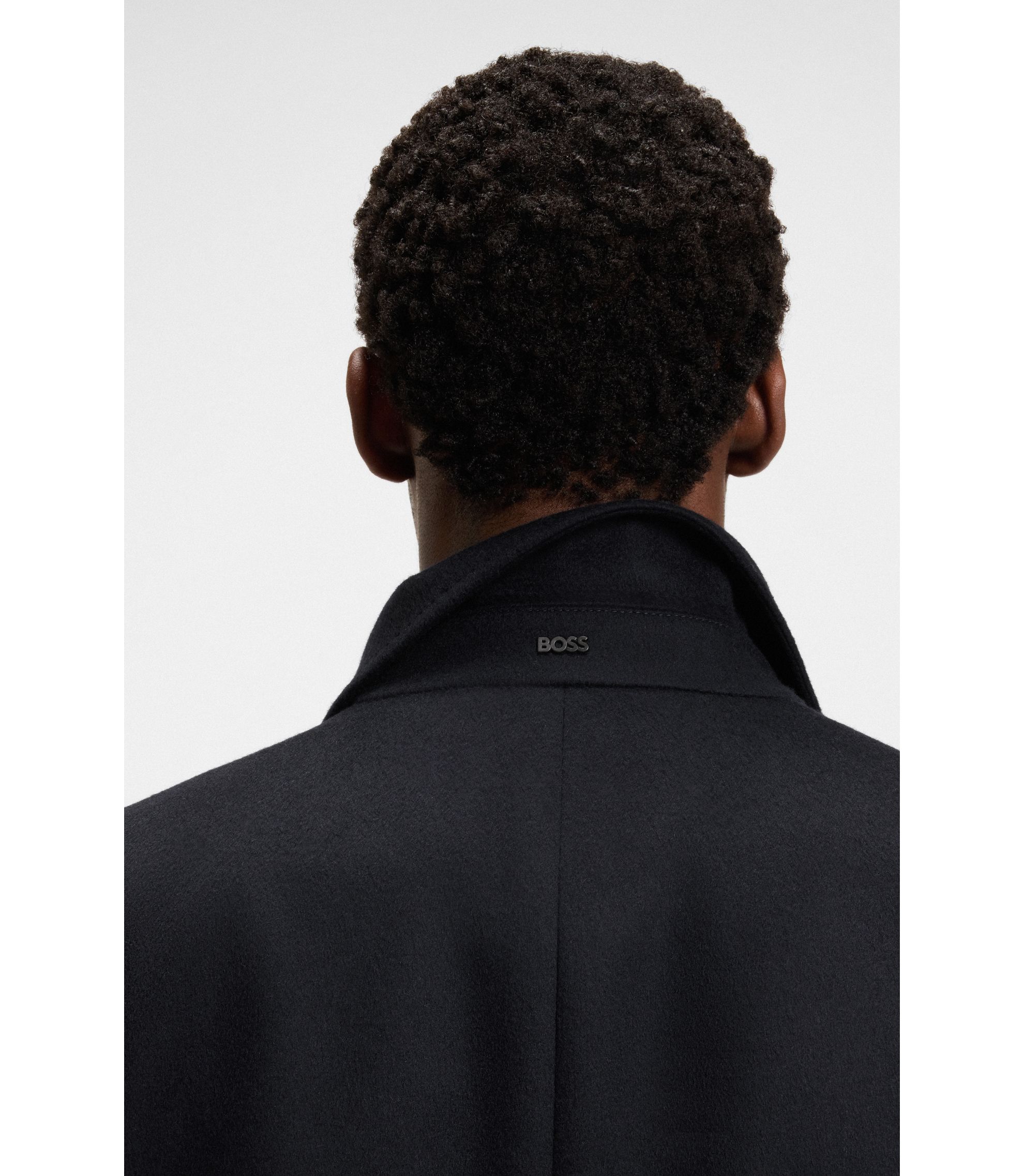 hbeu50502328_404_341?wid=1980&