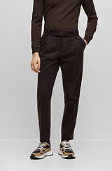 Tapered-fit trousers in cotton with pleat front, Dark Brown
