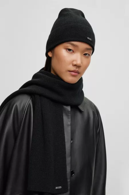 Glittery-effect beanie hat and scarf gift set