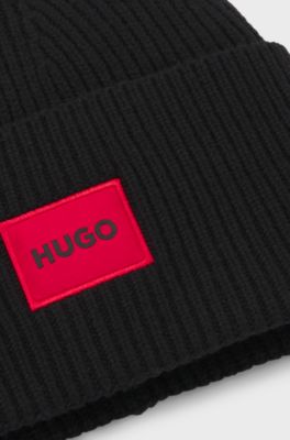 All-gender logo beanie hat in a wool blend, Black