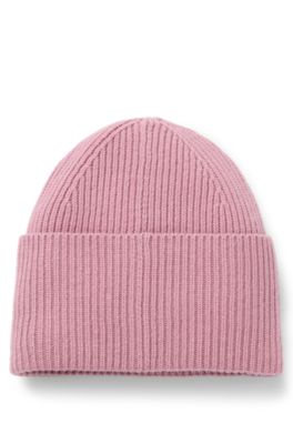 Wool-blend beanie hat with red logo patch, light pink
