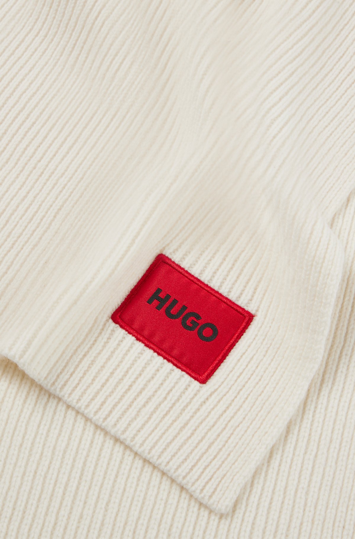 HUGO - Schal aus Woll-Mix mit rotem Logo-Label