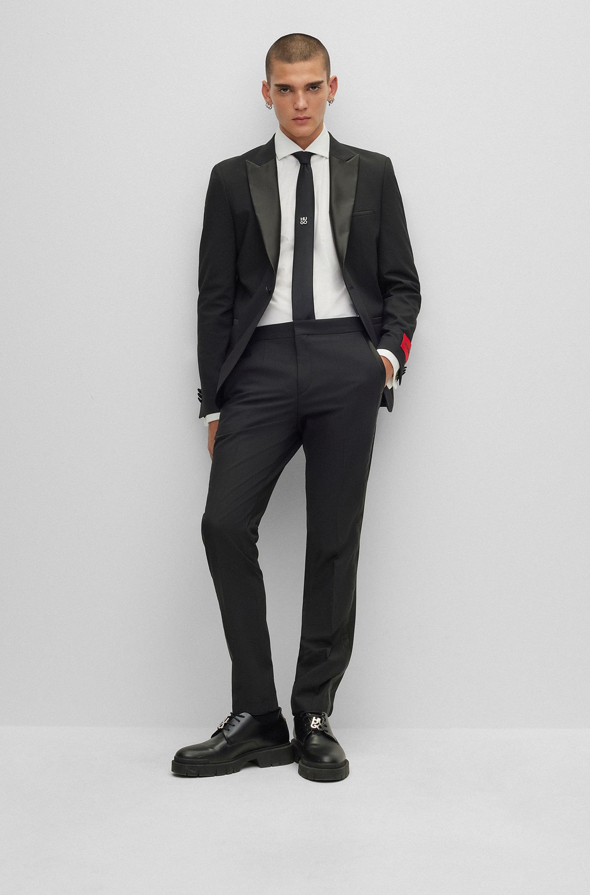 Extra-slim-fit suit with satin trims, Black