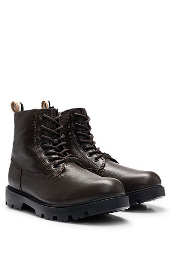 Half boots in grained leather with signature-stripe tape, Dark Brown