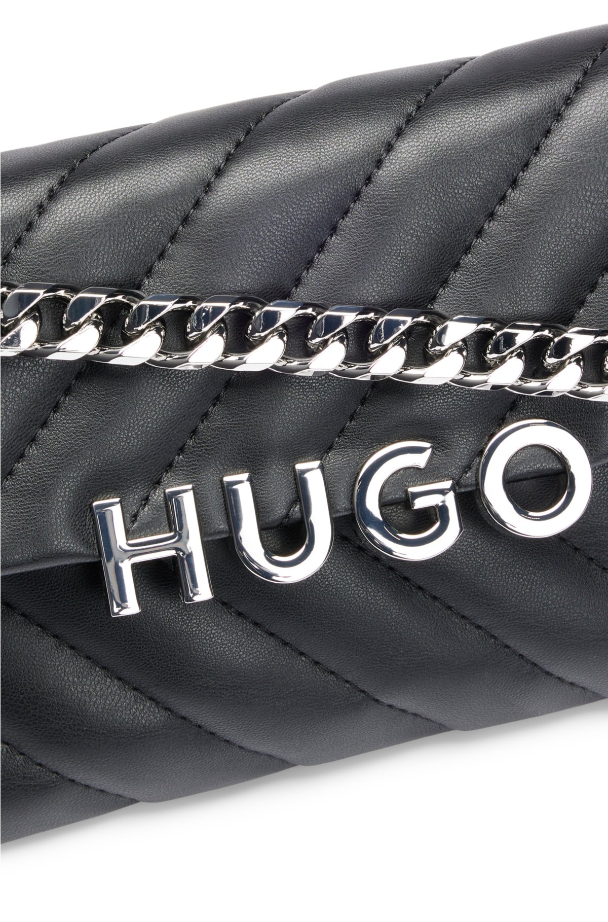 HUGO - キルティング クラッチバッグ 合成コーティングファブリック