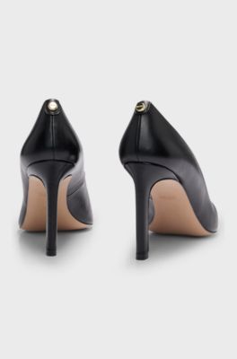 High-heeled pumps in leather with pointed toe, Black