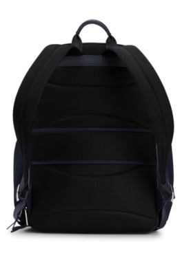 BOSS - ストラクチャードマテリアル バックパック ロゴ＆ダブルジップ 