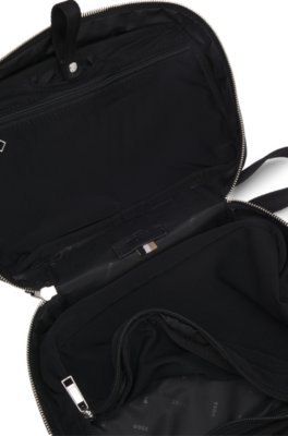 Ziparound washbag in structured nylon 3
