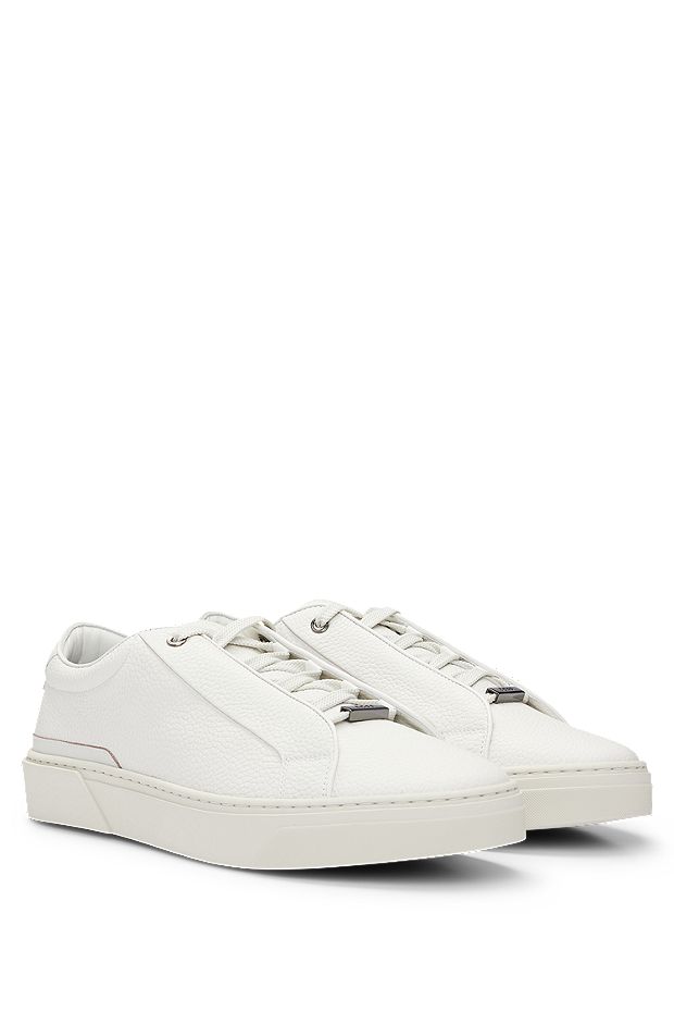 Sneakers aus genarbtem Leder mit Kontrast-Details, Weiß