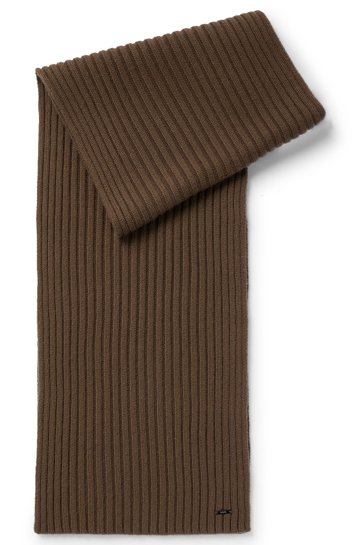 Rib-knit cashmere scarf with metal logo plaque, Brown