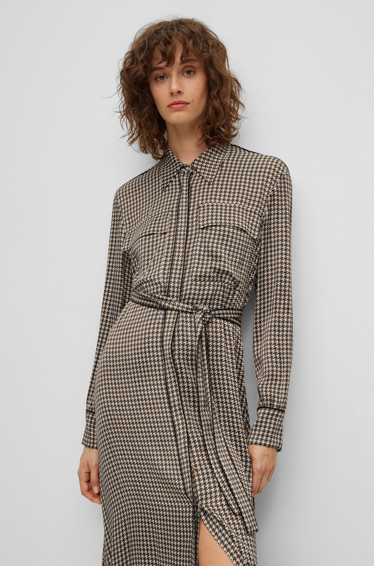 Long-sleeved shirt dress with houndstooth motif, Patterned