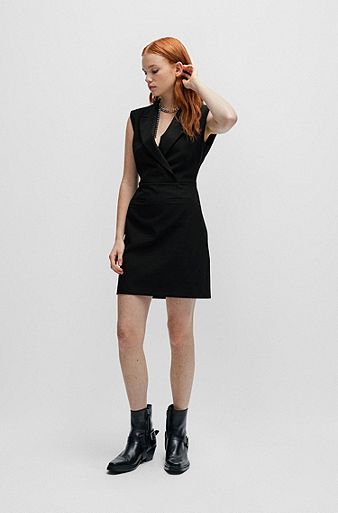 Slim-fit tailored dress with lapels and logo patch, Black