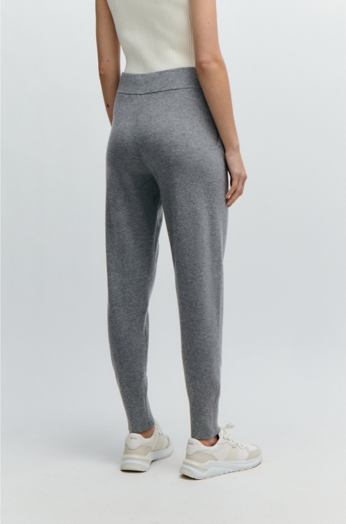 Knitted trousers in virgin wool and cashmere, Grey